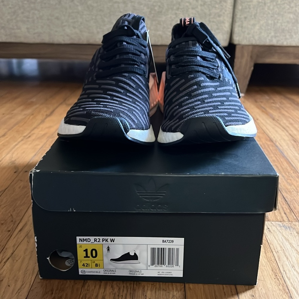 Adidas NMD R2 PK W - Picture 2 of 5